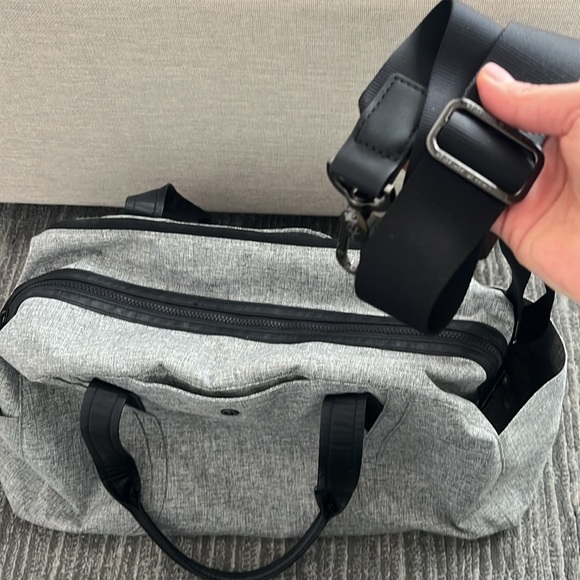 Lululemon Out of Range Duffel (33L) - Picture 2 of 9